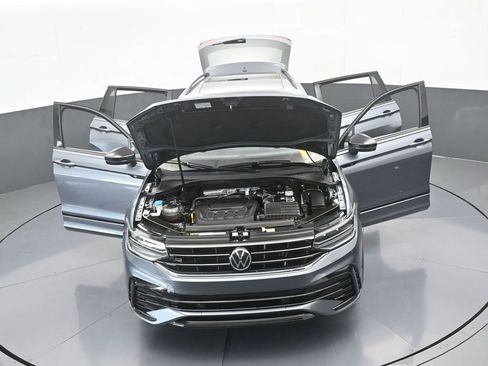 Used 2022 Volkswagen Tiguan SE R-Line image 78