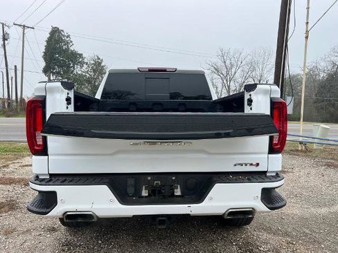 Used 2023 GMC Sierra 1500 AT4 w/ AT4 Premium Package image 7