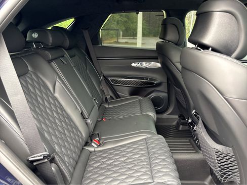 Used 2025 Genesis GV70 3.5T Sport w/ Sport Prestige Package image 19