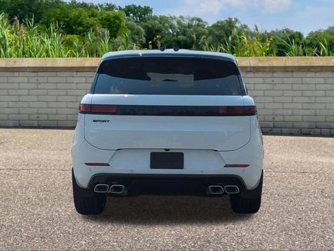 New 2026 Land Rover Range Rover Sport Dynamic SE AWD/4WD image 5