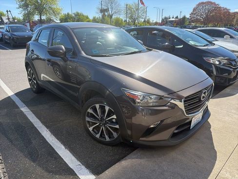 Used 2019 MAZDA CX-3 Touring FWD image 1