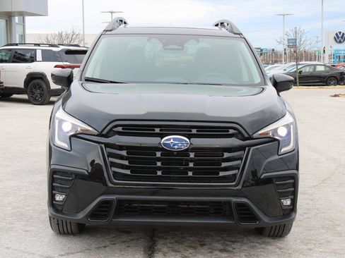 Certified 2025 Subaru Ascent Bronze Edition image 2