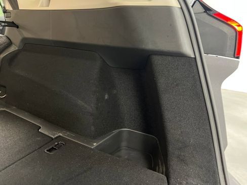 Used 2025 Nissan Rogue SL image 30