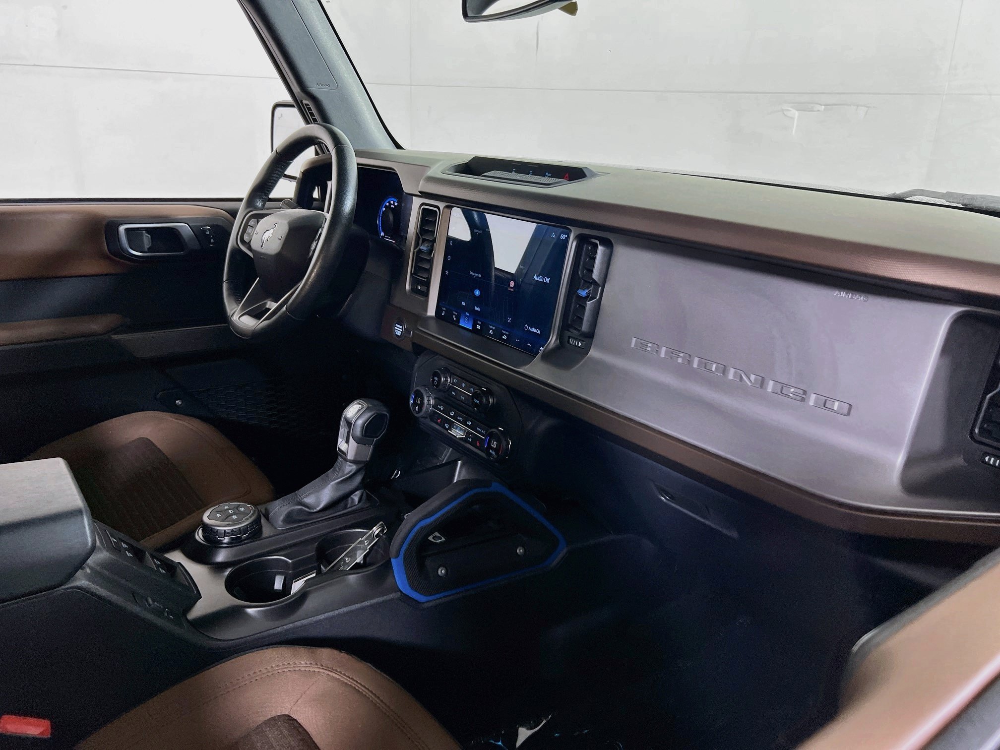 Used 2023 Ford Bronco Outer Banks AWD/4WD image 28