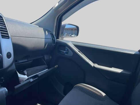 Used 2019 Nissan Frontier PRO-4X AWD/4WD image 33