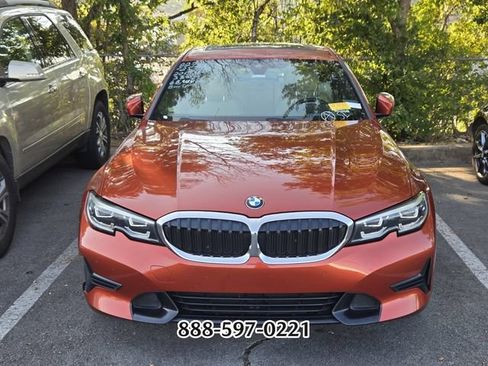 Used 2019 BMW 330i Sedan w/ Premium Package RWD image 9