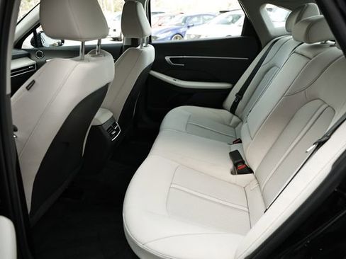 Certified 2025 Hyundai Sonata SEL image 24