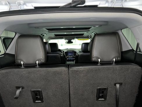 Used 2021 GMC Acadia AT4 w/ Preferred Package AWD/4WD image 29