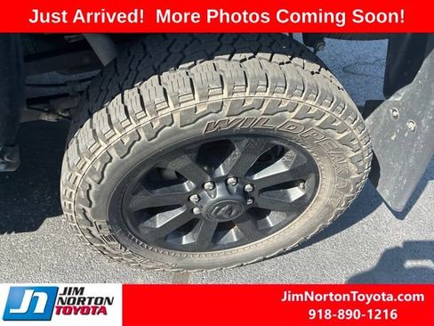 Used 2021 RAM 2500 Big Horn w/ Level 2 Equipment Group AWD/4WD image 8