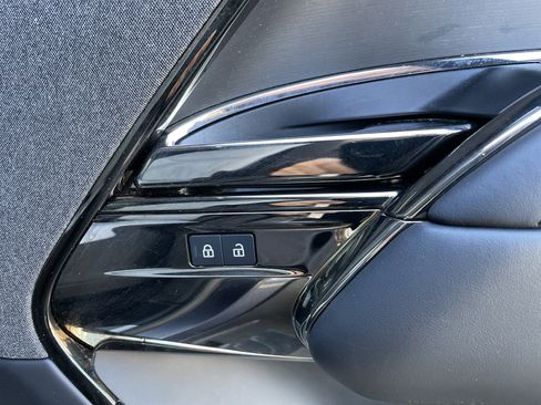 Used 2024 Land Rover Range Rover Sport Dynamic SE image 19