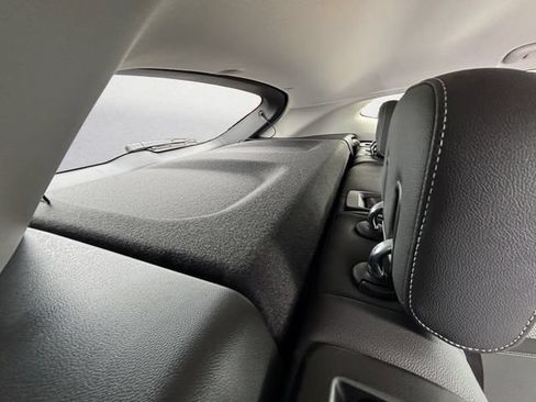 New 2026 Chevrolet Trax LT w/ Driver Confidence Package FWD image 19