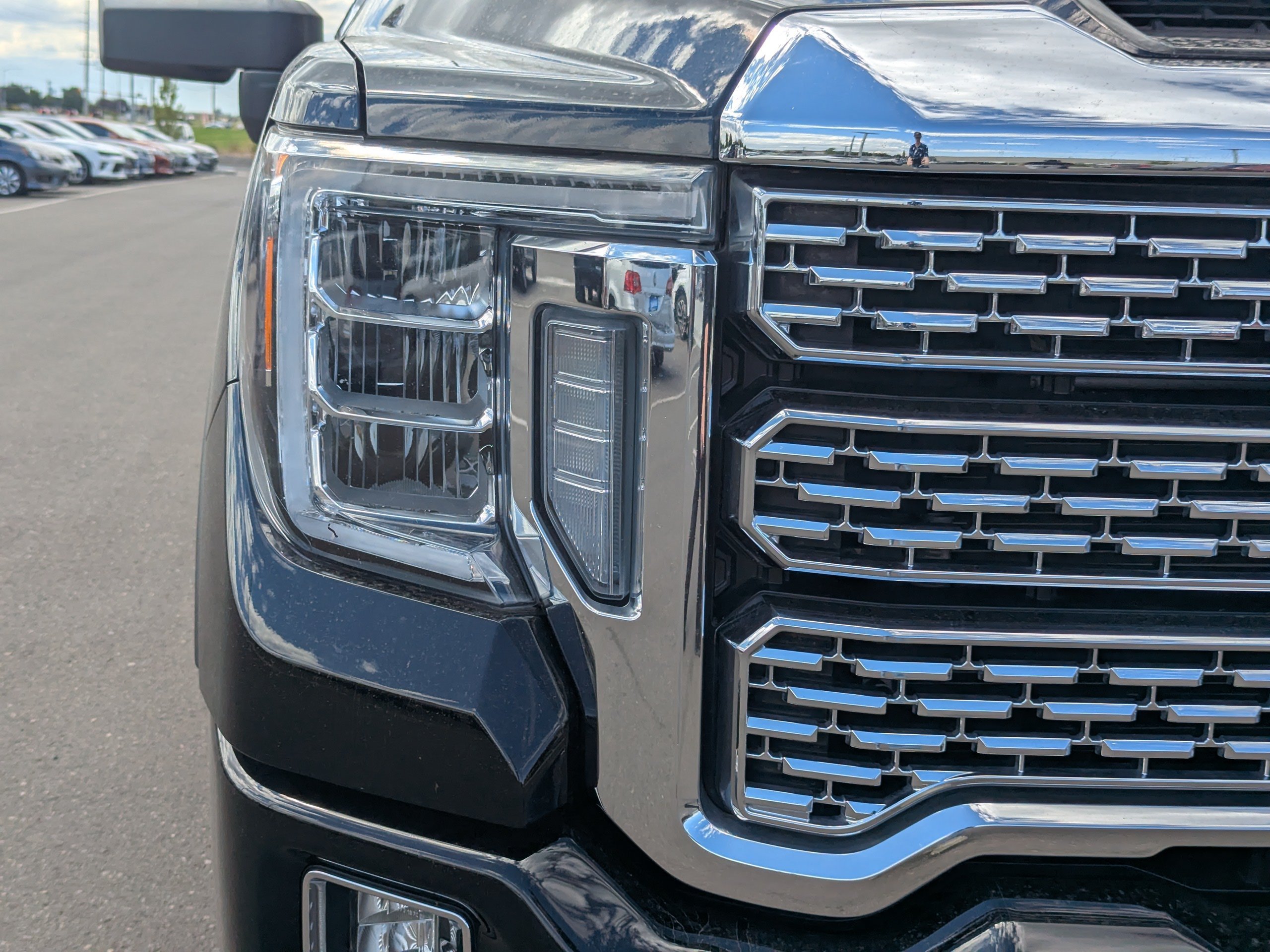Used 2020 GMC Sierra 2500 Denali w/ Denali Ultimate Package AWD/4WD image 40