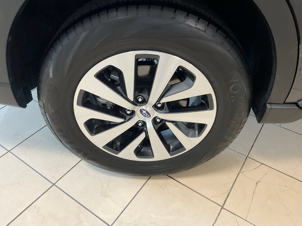 Used 2024 Subaru Outback AWD/4WD image 8