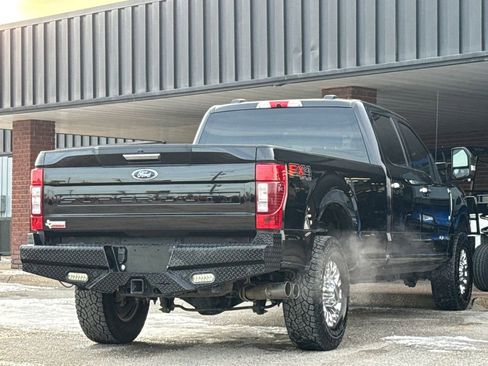 Used 2021 Ford F350 XLT w/ XLT Premium Package image 9
