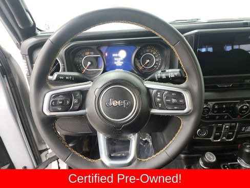 Certified 2024 Jeep Wrangler Unlimited Sahara w/ Technology Group AWD/4WD image 13