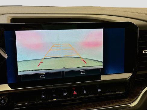 Used 2023 Chevrolet Silverado 1500 LT image 23