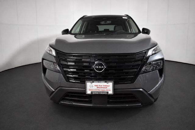 Certified 2026 Nissan Rogue Dark Armor AWD/4WD image 2