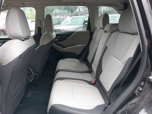Used 2020 Subaru Forester Premium AWD/4WD image 29