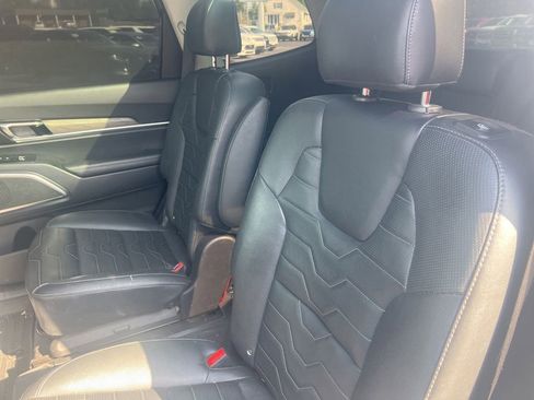 Used 2022 Kia Telluride SX w/ SX Prestige Package AWD/4WD image 8