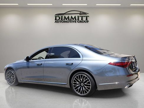 Used 2024 Mercedes-Benz S 580 4MATIC Sedan image 3