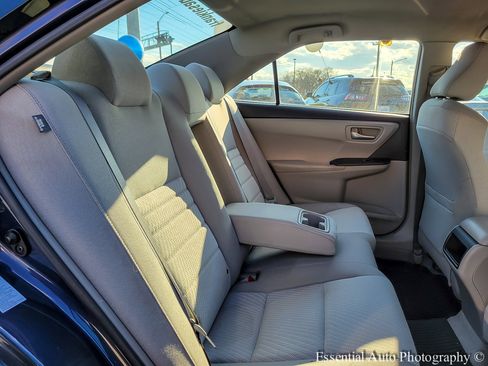 Used 2016 Toyota Camry LE FWD image 24