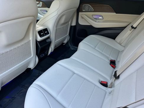 New 2026 Mercedes-Benz GLE 450 4MATIC image 11