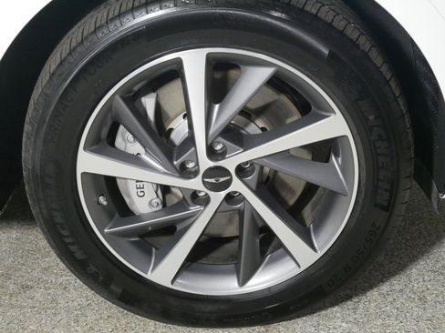 Used 2025 Genesis GV80 2.5T Select image 15