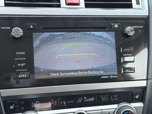 Used 2016 Subaru Outback 2.5i Limited AWD/4WD image 20