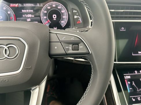 Used 2026 Audi Q8 Premium Plus w/ Premium Plus Package AWD/4WD image 12