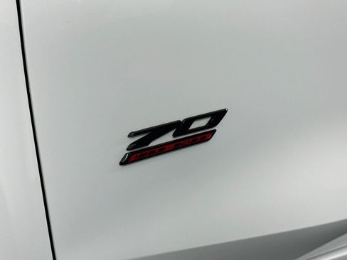 Used 2025 Chevrolet Corvette Z06 w/ Z07 Performance Package RWD image 45