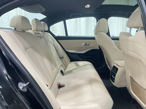 Used 2020 BMW 330i Sedan w/ Convenience Package image 30