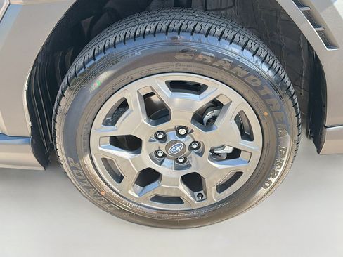 Used 2026 Subaru Outback Premium AWD/4WD image 40