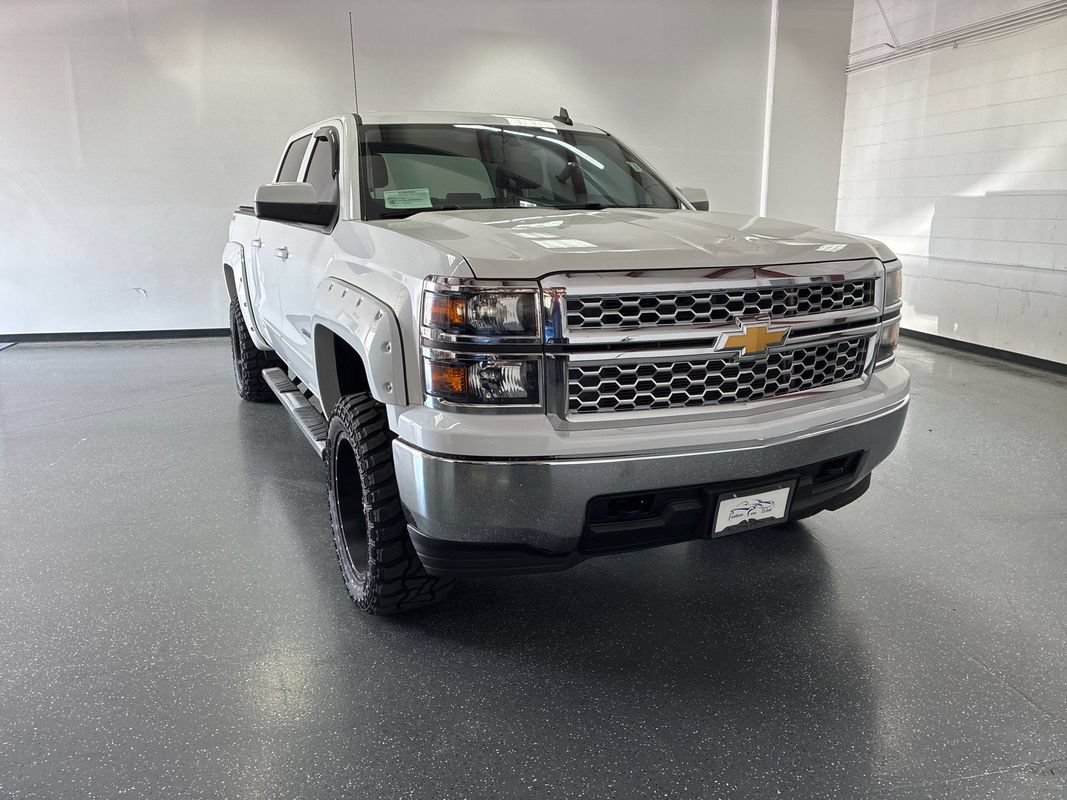 Used 2015 Chevrolet Silverado 1500 LT AWD/4WD image 1