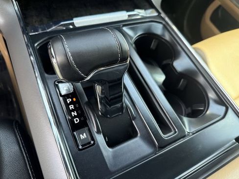 Used 2023 Ford F150 Lariat w/ FX4 Off-Road Package AWD/4WD image 22