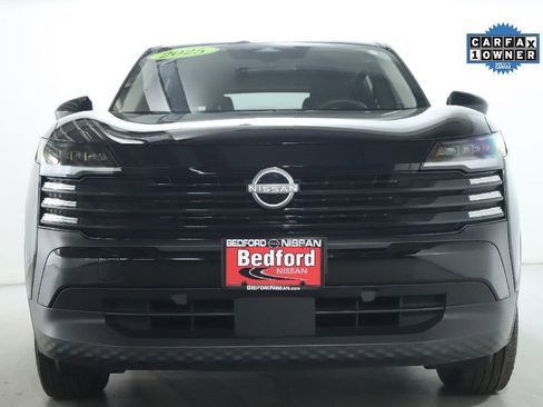 Certified 2025 Nissan Kicks SV image 3