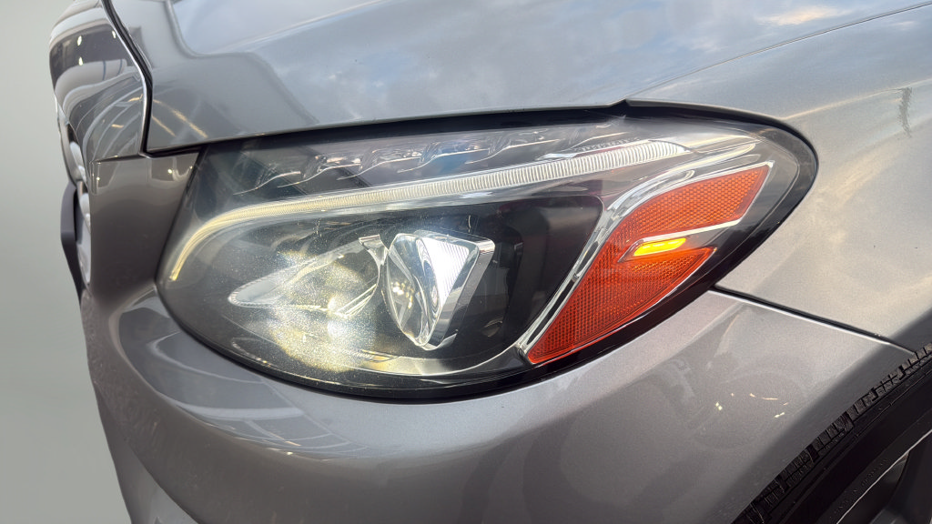 Used 2016 Mercedes-Benz C 300 4MATIC Sedan image 31
