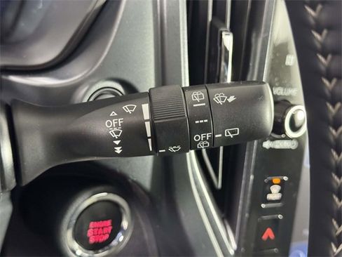 Used 2025 Subaru Forester Premium image 24