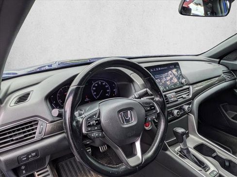Used 2020 Honda Accord Sport image 10