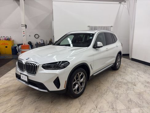 Used 2022 BMW X3 xDrive30i w/ Premium Package 2 image 3