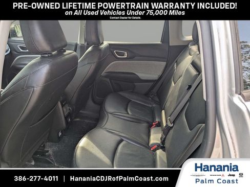 Used 2022 Jeep Compass Latitude AWD/4WD image 13