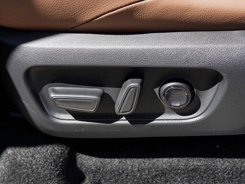 New 2026 Toyota 4Runner Limited AWD/4WD image 18