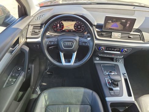Used 2018 Audi Q5 2.0T Premium Plus w/ Premium Plus Package AWD/4WD image 19