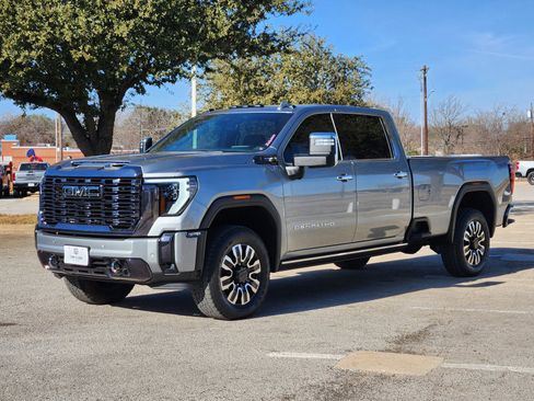 Certified 2024 GMC Sierra 2500 Denali Ultimate AWD/4WD image 2