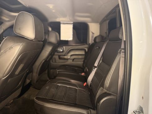 Used 2015 GMC Sierra 2500 Denali AWD/4WD image 9