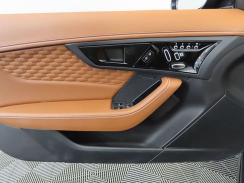 Used 2024 Jaguar F-TYPE R image 30