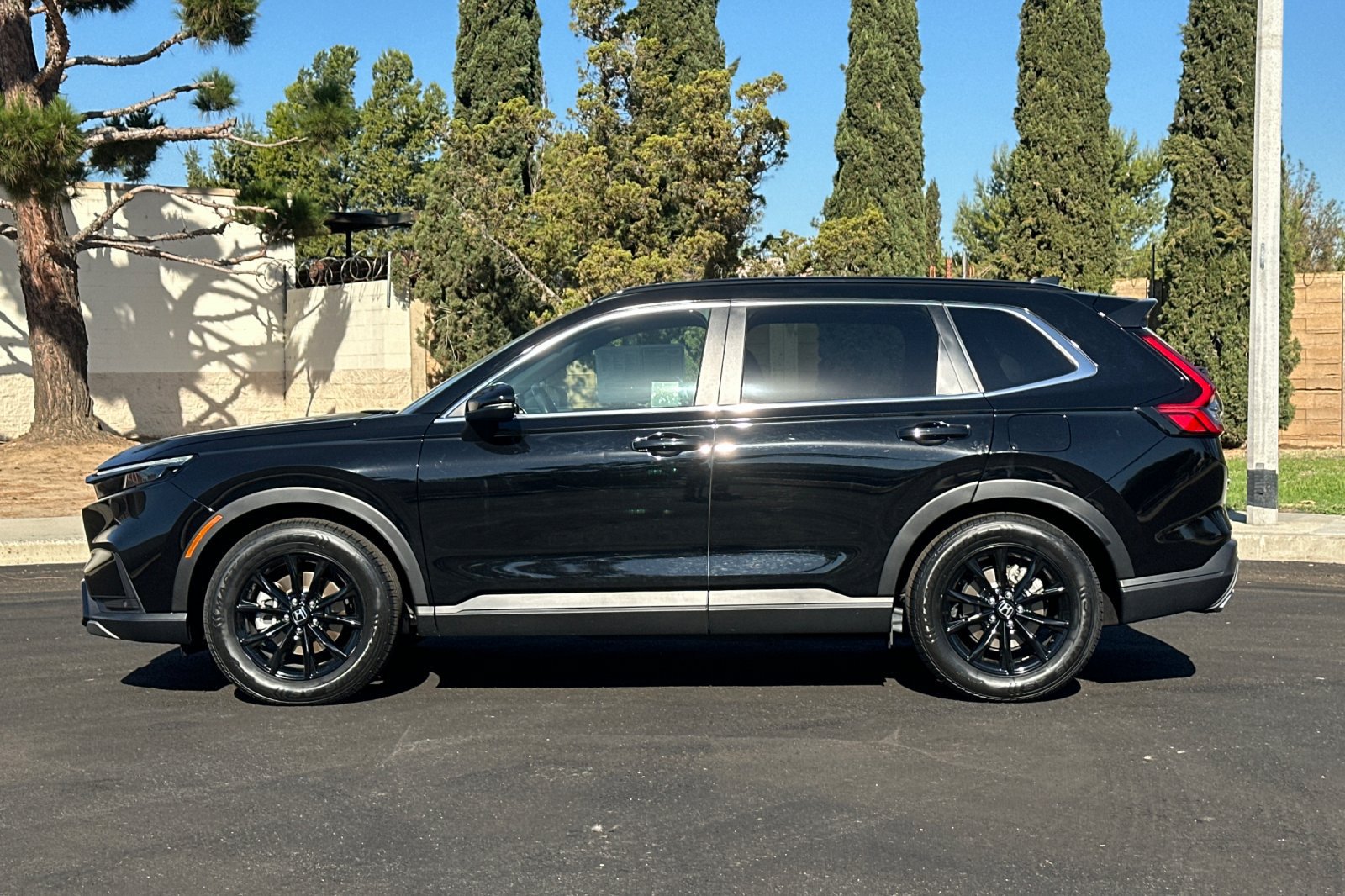 Used 2025 Honda CR-V Sport-L image 7