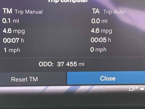 Used 2023 Volvo XC60 B5 Plus w/ Climate Package AWD/4WD image 22