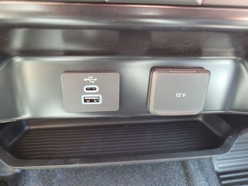 New 2025 Ford F550 2WD Regular Cab Super Duty image 28