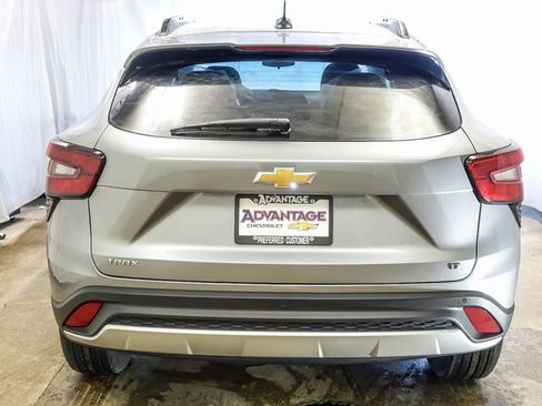New 2026 Chevrolet Trax LT image 6