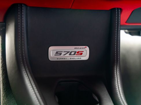 Used 2017 McLaren 570S Coupe RWD image 52